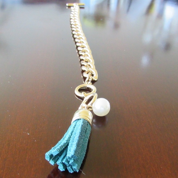 Tassel Curb Cable Charm Chain Link Wrist Bracelet - Picture 4 of 4